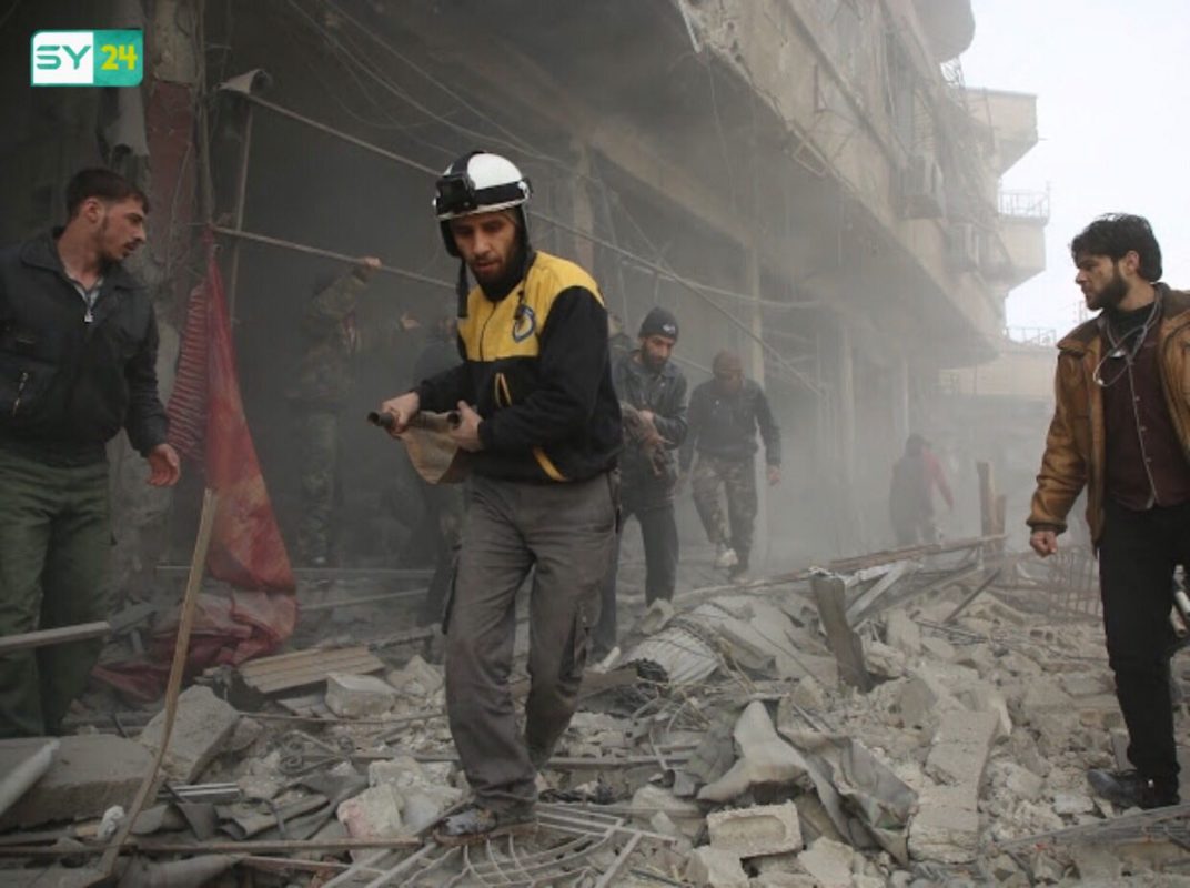 ضحايا مدنيون بقصف على المدن السورية، وأنباء عن غارات جديدة للتحالف على مواقع للنظام